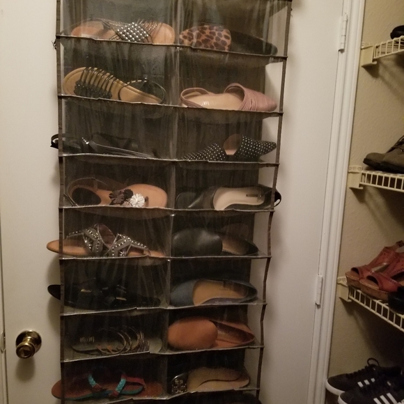 Meet your Posher, Rona - Picture 3 of 3